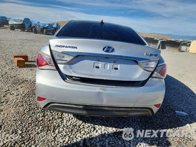 Zdjęcie 6 z 12 samochodu: 2012 HYUNDAI SONATA HYBRID VIN:KMHEC4A43CA023451 - miniatura