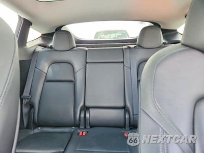 Zdjęcie 10 z 13 samochodu: 2023 TESLA MODEL Y VIN:7SAYGDEE7PF686367 - miniatura