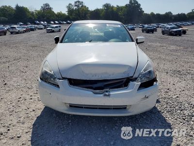 Piąte zdjęcie samochodu w środku: 2005 HONDA ACCORD LX VIN:1HGCM56425A135945 - miniatura
