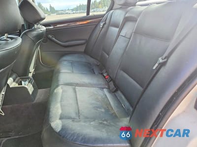 Zdjęcie 10 z 13 samochodu: 2001 BMW 325 I VIN:WBAAV33451FV02116 - miniatura