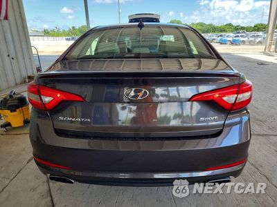 Zdjęcie 6 z 13 samochodu: 2017 HYUNDAI SONATA SPORT VIN:5NPE34AF9HH489343 - miniatura
