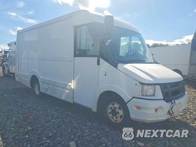 Czwarte zdjęcie samochodu z boku: 2012 ISUZU NPR DELIVERY TRUCK VIN:JALB4T170C7W00649 - miniatura