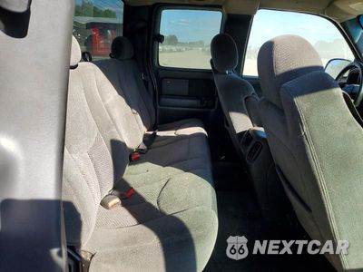 Zdjęcie 10 z 13 samochodu: 2003 CHEVROLET SILVERADO C1500 VIN:2GCEC19T131353940 - miniatura