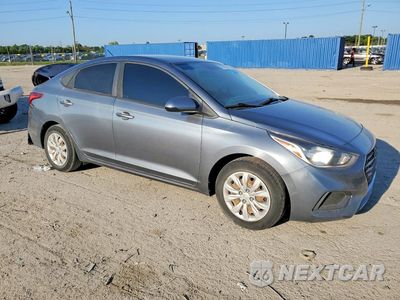 Czwarte zdjęcie samochodu z boku: 2020 HYUNDAI ACCENT SE VIN:3KPC24A66LE103663 - miniatura