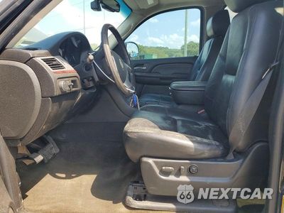 Zdjęcie 7 z 12 samochodu: 2007 CADILLAC ESCALADE EXT VIN:3GYFK62847G184207 - miniatura