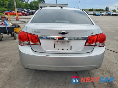 Zdjęcie 6 z 12 samochodu: 2014 CHEVROLET CRUZE LT VIN:1G1PC5SB4E7161279 - miniatura