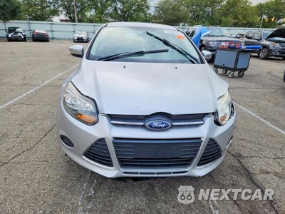Piąte zdjęcie samochodu w środku: 2013 FORD FOCUS SE VIN:1FADP3F21DL289617 - miniatura