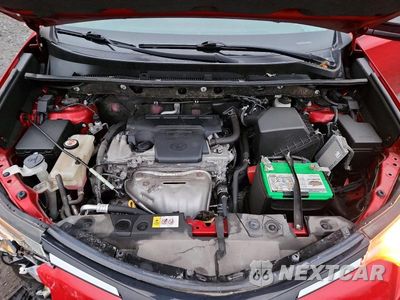 Zdjęcie 12 z 13 samochodu: 2017 TOYOTA RAV4 LE VIN:JTMBFREV3HJ139688 - miniatura