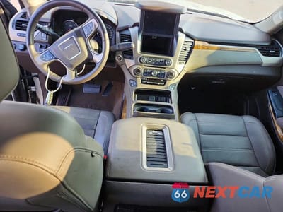 Zdjęcie 8 z 13 samochodu: 2017 GMC YUKON DENALI VIN:1GKS1CKJ9HR233786 - miniatura
