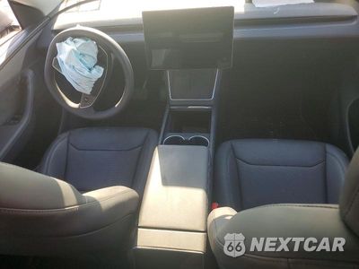 Zdjęcie 8 z 13 samochodu: 2026 TESLA MODEL Y VIN:7SAYGDEE1TF519559 - miniatura