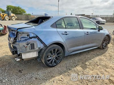 Trzecie zdjęcie samochodu z tyłu: 2024 TOYOTA COROLLA SE VIN:JTDP4MCE7RJ104896 - miniatura
