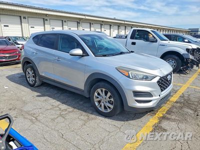 Czwarte zdjęcie samochodu z boku: 2019 HYUNDAI TUCSON SE VIN:KM8J23A4XKU870010 - miniatura