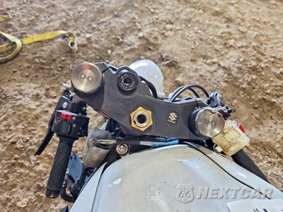 Zdjęcie 7 z 8 samochodu: 2019 SUZUKI GSX-R600 VIN:JS1GN7FAXK7101236 - miniatura