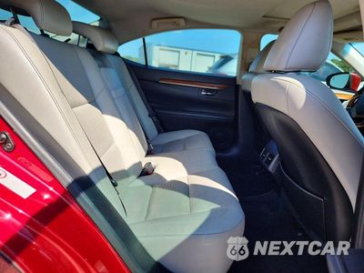 Zdjęcie 10 z 12 samochodu: 2013 LEXUS ES 300H VIN:JTHBW1GG6D2000819 - miniatura