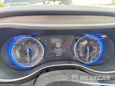 Zdjęcie 9 z 13 samochodu: 2020 CHRYSLER PACIFICA TOURING L VIN:2C4RC1BG3LR137667 - miniatura