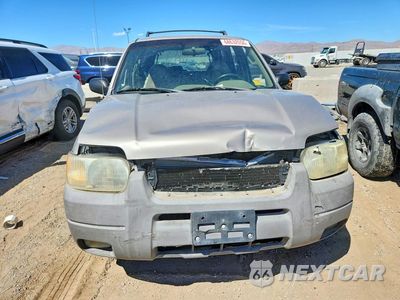 Piąte zdjęcie samochodu w środku: 2001 FORD ESCAPE XLT VIN:1FMYU03181KF70924 - miniatura
