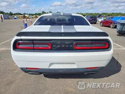 Zdjęcie 6 z 12 samochodu: 2016 DODGE CHALLENGER SXT VIN:2C3CDZAG7GH120261 - miniatura