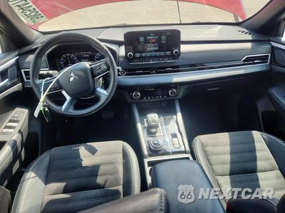Zdjęcie 8 z 12 samochodu: 2023 MITSUBISHI OUTLANDER SE VIN:JA4J3UA86PZ031373 - miniatura