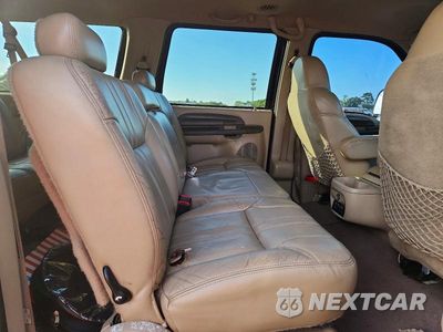 Zdjęcie 11 z 14 samochodu: 2000 FORD EXCURSION XLT VIN:1FMNU41S1YEA14940 - miniatura