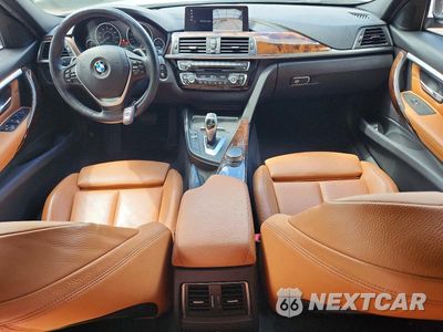 Zdjęcie 8 z 13 samochodu: 2018 BMW 330 XI VIN:WBA8D9G55JNU70782 - miniatura