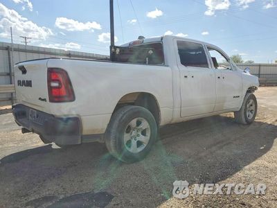 Trzecie zdjęcie samochodu z tyłu: 2025 RAM 1500 TRADESMAN VIN:1C6SRFGP0SN708539 - miniatura
