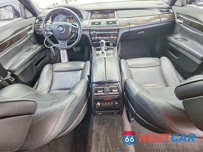 Zdjęcie 8 z 13 samochodu: 2014 BMW 740 LI VIN:WBAYE4C50ED138749 - miniatura