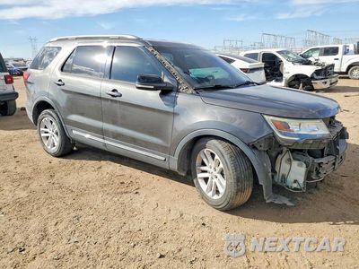 Czwarte zdjęcie samochodu z boku: 2017 FORD EXPLORER XLT VIN:1FM5K7D8XHGD04248 - miniatura