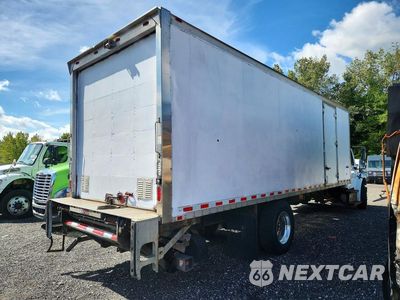 Trzecie zdjęcie samochodu z tyłu: 2018 FREIGHTLINER M2 106 MEDIUM DUTY VIN:1FVACWFB5JHJR4166 - miniatura