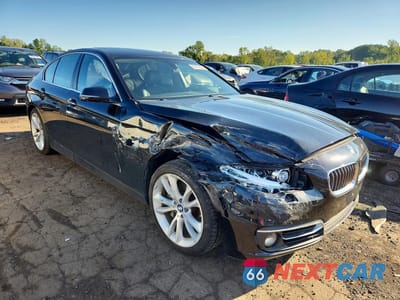 Czwarte zdjęcie samochodu z boku: 2014 BMW 535 D XDRIVE VIN:WBAFV3C58ED685365 - miniatura