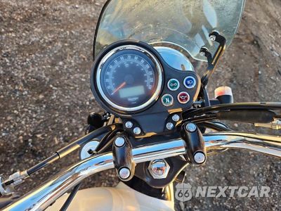 Zdjęcie 7 z 9 samochodu: 2014 TRIUMPH MOTORCYCLE BONNEVILLE VIN:SMT900K19ET617837 - miniatura