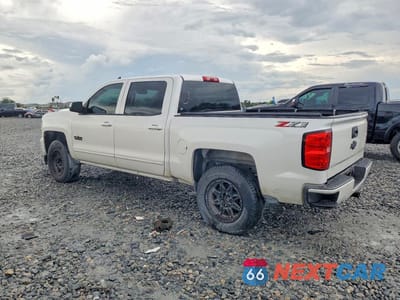 Drugie zdjęcie samochodu z przodu: 2018 CHEVROLET SILVERADO K1500 LT VIN:3GCUKRECXJG167126 - miniatura