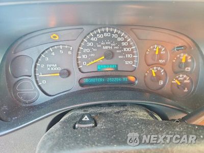 Zdjęcie 9 z 12 samochodu: 2004 CHEVROLET SILVERADO K1500 VIN:2GCEK19T741262675 - miniatura