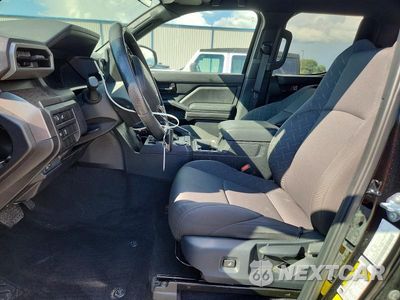 Zdjęcie 7 z 13 samochodu: 2025 TOYOTA TACOMA SR5 VIN:3TMKB5FN5SM041050 - miniatura
