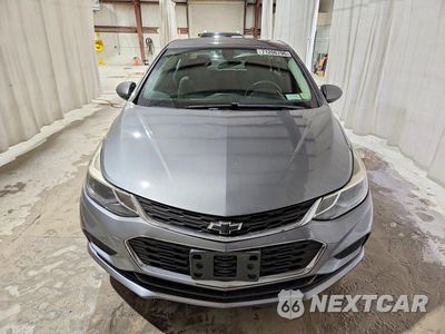 Piąte zdjęcie samochodu w środku: 2018 CHEVROLET CRUZE LT VIN:1G1BE5SM5J7226950 - miniatura