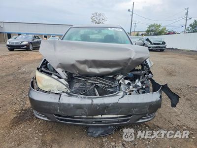 Piąte zdjęcie samochodu w środku: 2003 TOYOTA CAMRY LE VIN:4T1BE32K63U724374 - miniatura