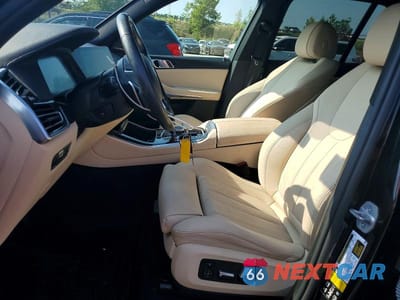 Zdjęcie 7 z 12 samochodu: 2021 BMW X5 XDRIVE40I VIN:5UXCR6C07M9E35005 - miniatura