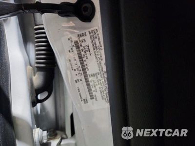 Zdjęcie 12 z 12 samochodu: 2017 FORD FOCUS SEL VIN:1FADP3H23HL213917 - miniatura