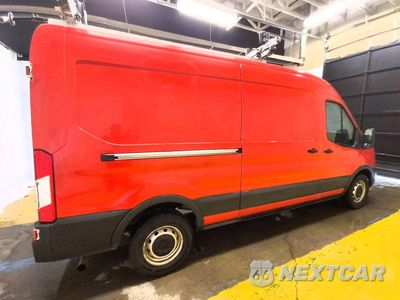 Trzecie zdjęcie samochodu z tyłu: 2021 FORD TRANSIT T-250 VIN:1FTBR1C84MKA11485 - miniatura