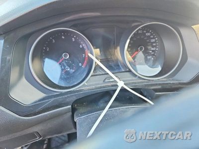 Zdjęcie 9 z 13 samochodu: 2018 VOLKSWAGEN TIGUAN SE VIN:3VV3B7AX0JM003878 - miniatura
