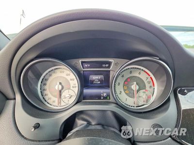Zdjęcie 9 z 13 samochodu: 2014 MERCEDES-BENZ CLA 250 4MATIC VIN:WDDSJ4GB8EN107768 - miniatura