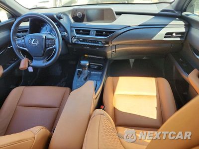 Zdjęcie 8 z 13 samochodu: 2022 LEXUS UX 200 BASE VIN:JTHX3JBH6N2055965 - miniatura