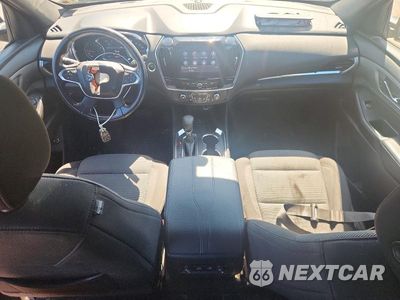 Zdjęcie 8 z 13 samochodu: 2022 CHEVROLET TRAVERSE LT VIN:1GNEVGKW1NJ122022 - miniatura