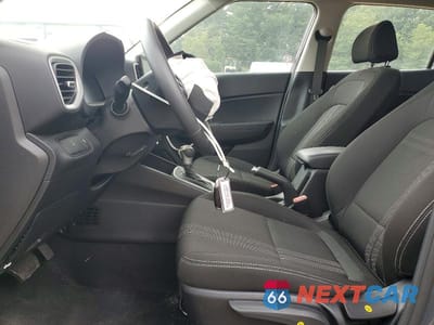 Zdjęcie 7 z 13 samochodu: 2025 HYUNDAI VENUE SEL VIN:KMHRC8A30SU391454 - miniatura