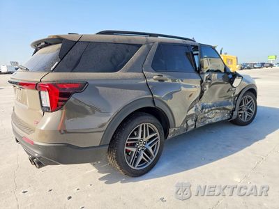 Trzecie zdjęcie samochodu z tyłu: 2026 FORD EXPLORER ST VIN:1FMWK8GC6TGA64330 - miniatura