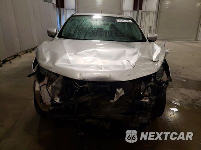 Piąte zdjęcie samochodu w środku: 2019 NISSAN ROGUE SPORT S VIN:JN1BJ1CP2KW520370 - miniatura
