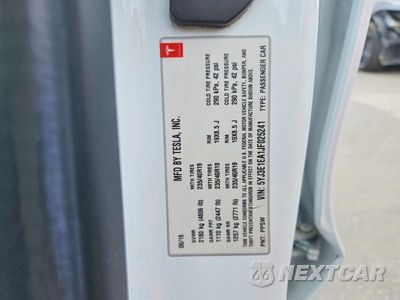 Zdjęcie 12 z 12 samochodu: 2018 TESLA MODEL 3 VIN:5YJ3E1EA1JF025241 - miniatura