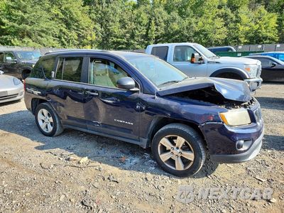Czwarte zdjęcie samochodu z boku: 2016 JEEP COMPASS SPORT VIN:1C4NJCBA4GD621643 - miniatura