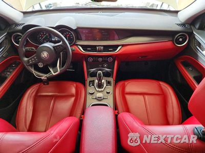Zdjęcie 8 z 14 samochodu: 2021 ALFA ROMEO STELVIO TI VIN:ZASPAKBN7M7D13387 - miniatura