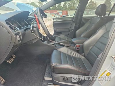 Zdjęcie 7 z 12 samochodu: 2018 VOLKSWAGEN GTI S/SE VIN:3VW447AU4JM251082 - miniatura