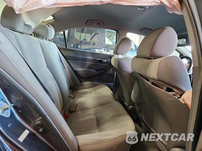 Zdjęcie 10 z 12 samochodu: 2010 HONDA CIVIC LX VIN:19XFA1F56AE071504 - miniatura